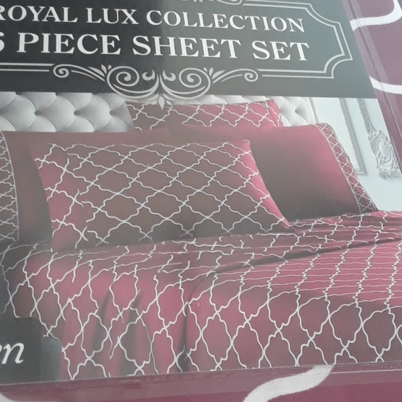 Queen size bed sheet set - Picture 4 of 5